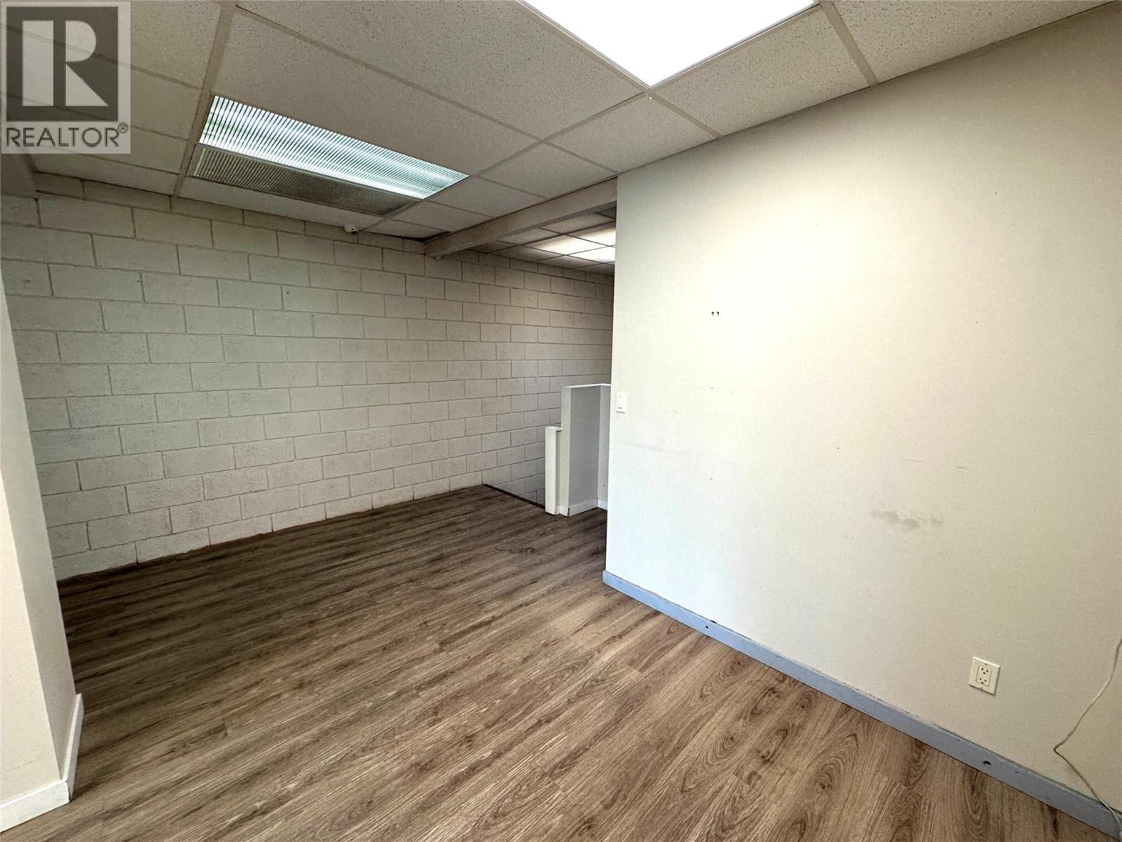  477 Leon Avenue, Kelowna - Image 1