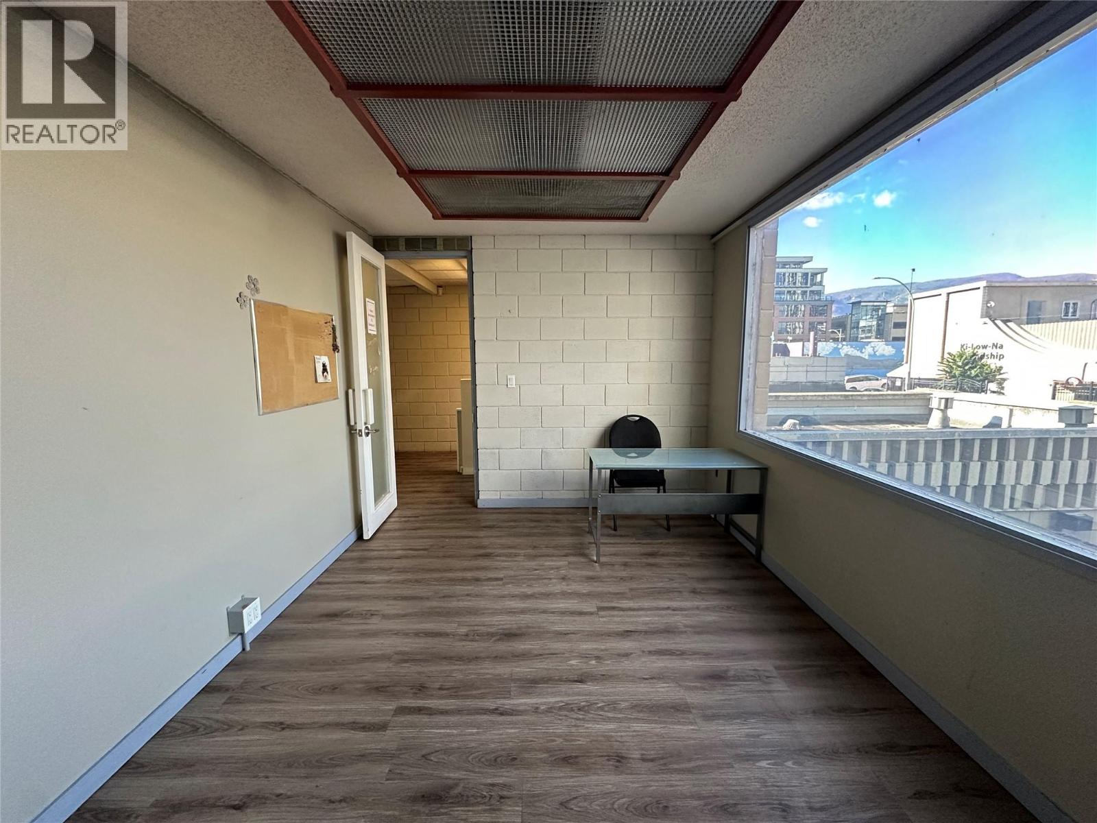  477 Leon Avenue, Kelowna - Image 1