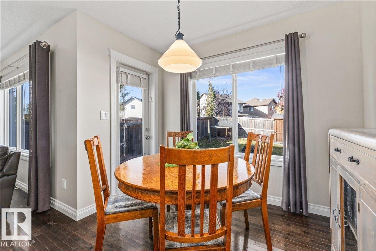 139 Calvert Wynd, South Pointe — photo 13 of 30: Property photo