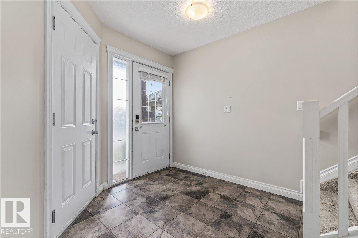 139 Calvert Wynd, South Pointe — photo 2 of 30: Property photo