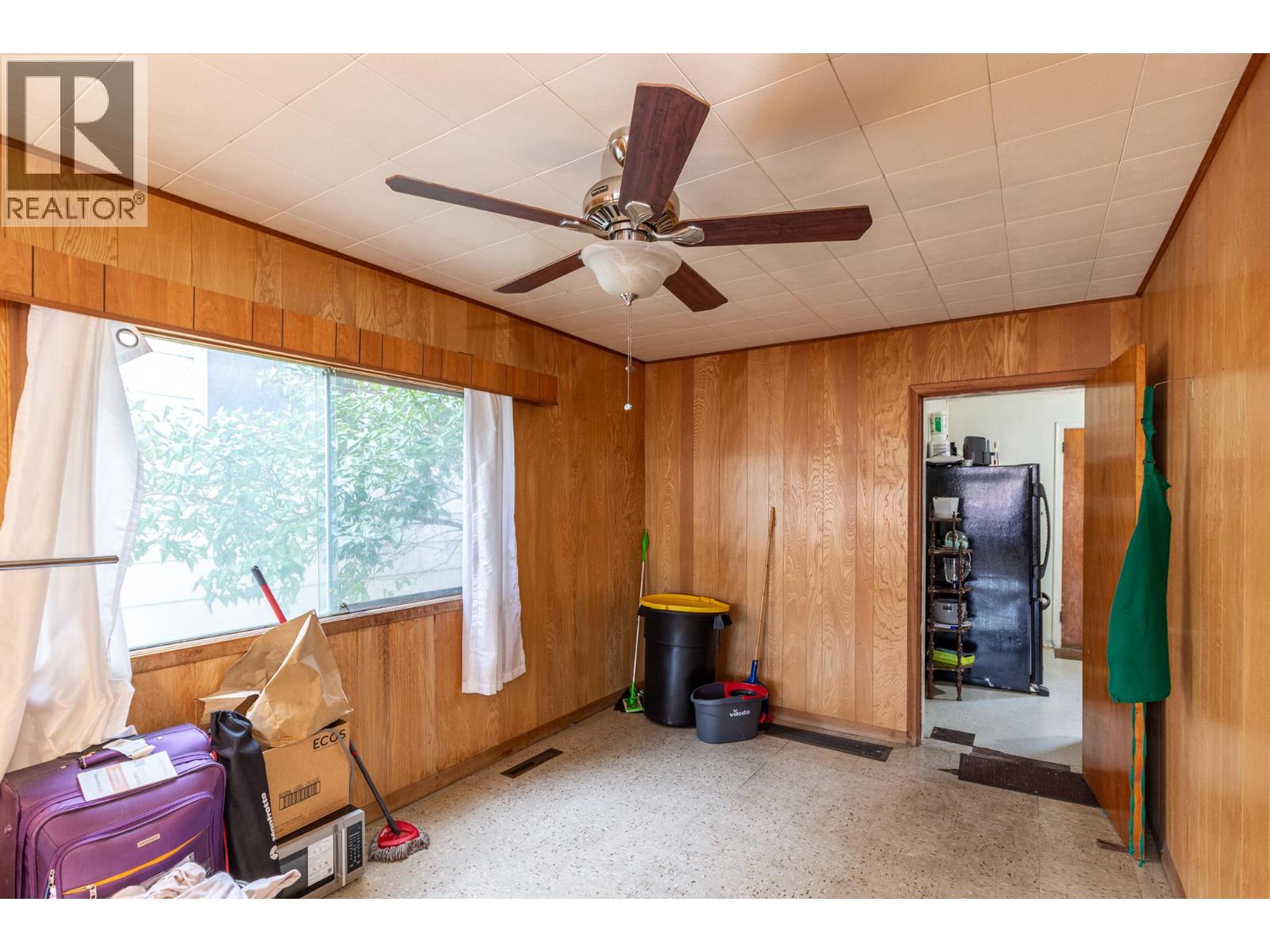 208 ANDERSON Street - 11