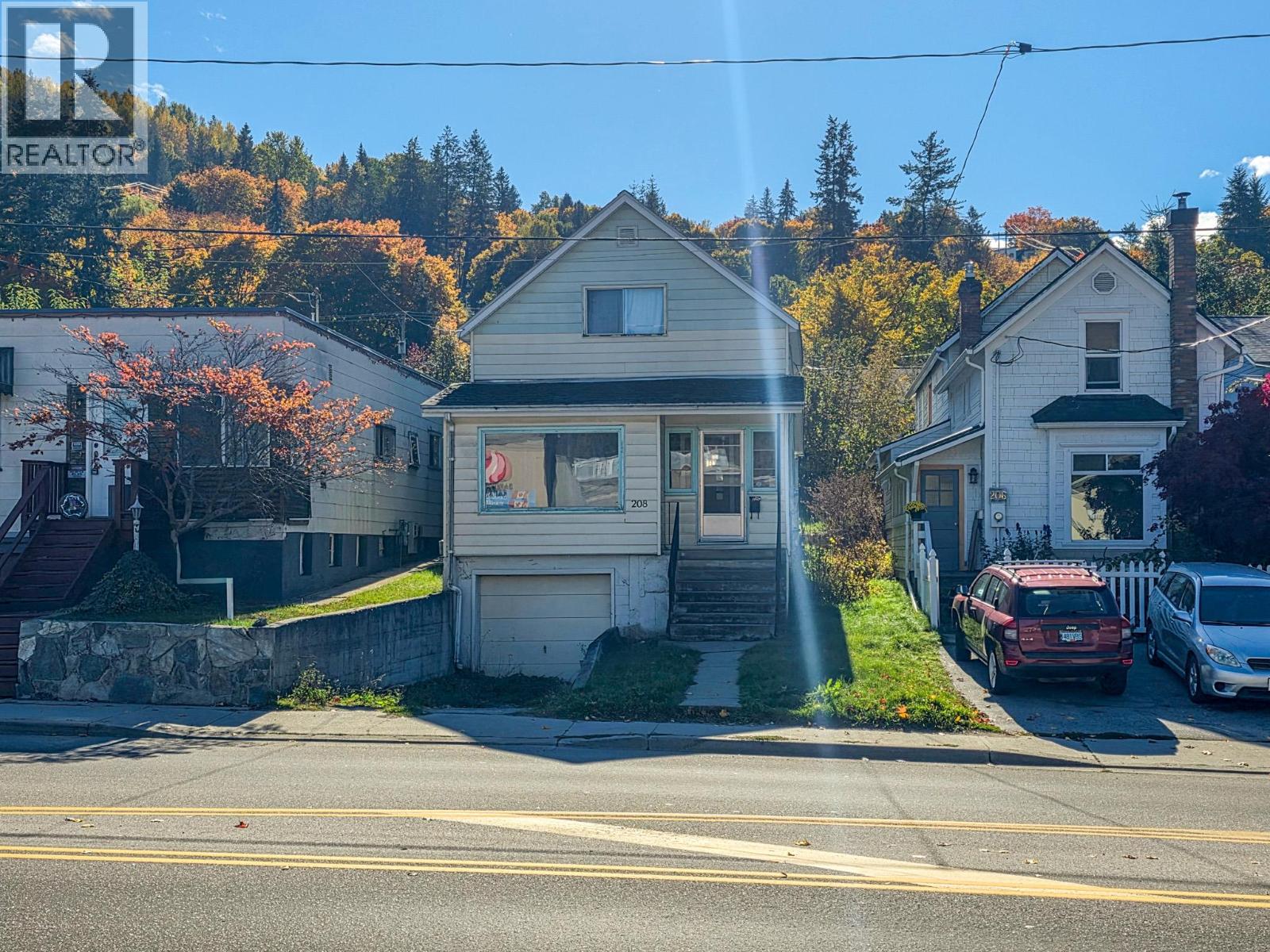 208 ANDERSON Street - 3
