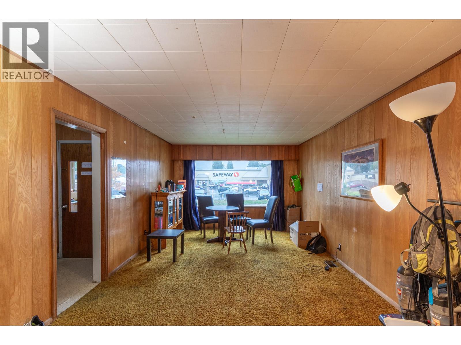 208 ANDERSON Street - 5