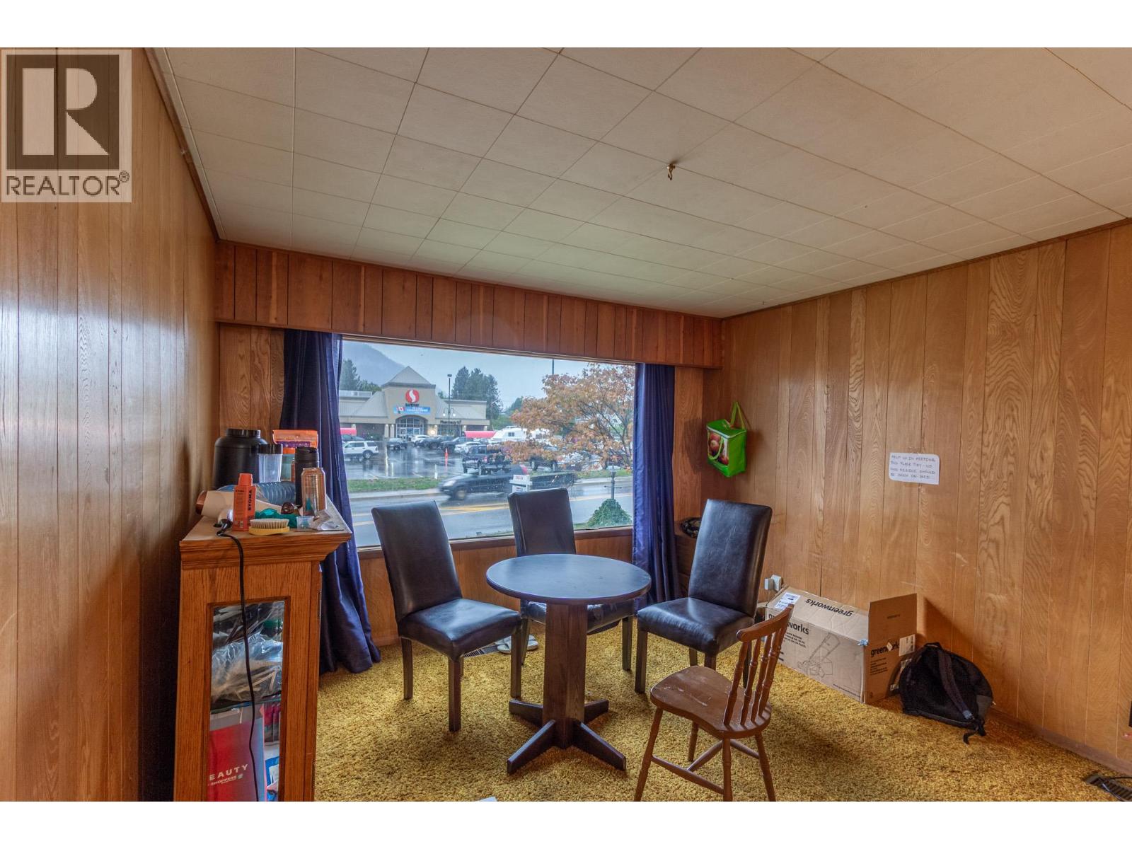 208 ANDERSON Street - 6