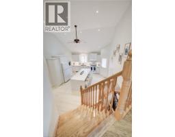 245 Fern Crescent, Waterloo, ON N2V2P9 Photo 14