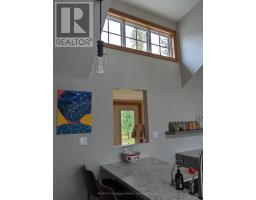 Bedroom 2 - 103 Robertson Avenue, Meaford, ON N4L1W7 Photo 6