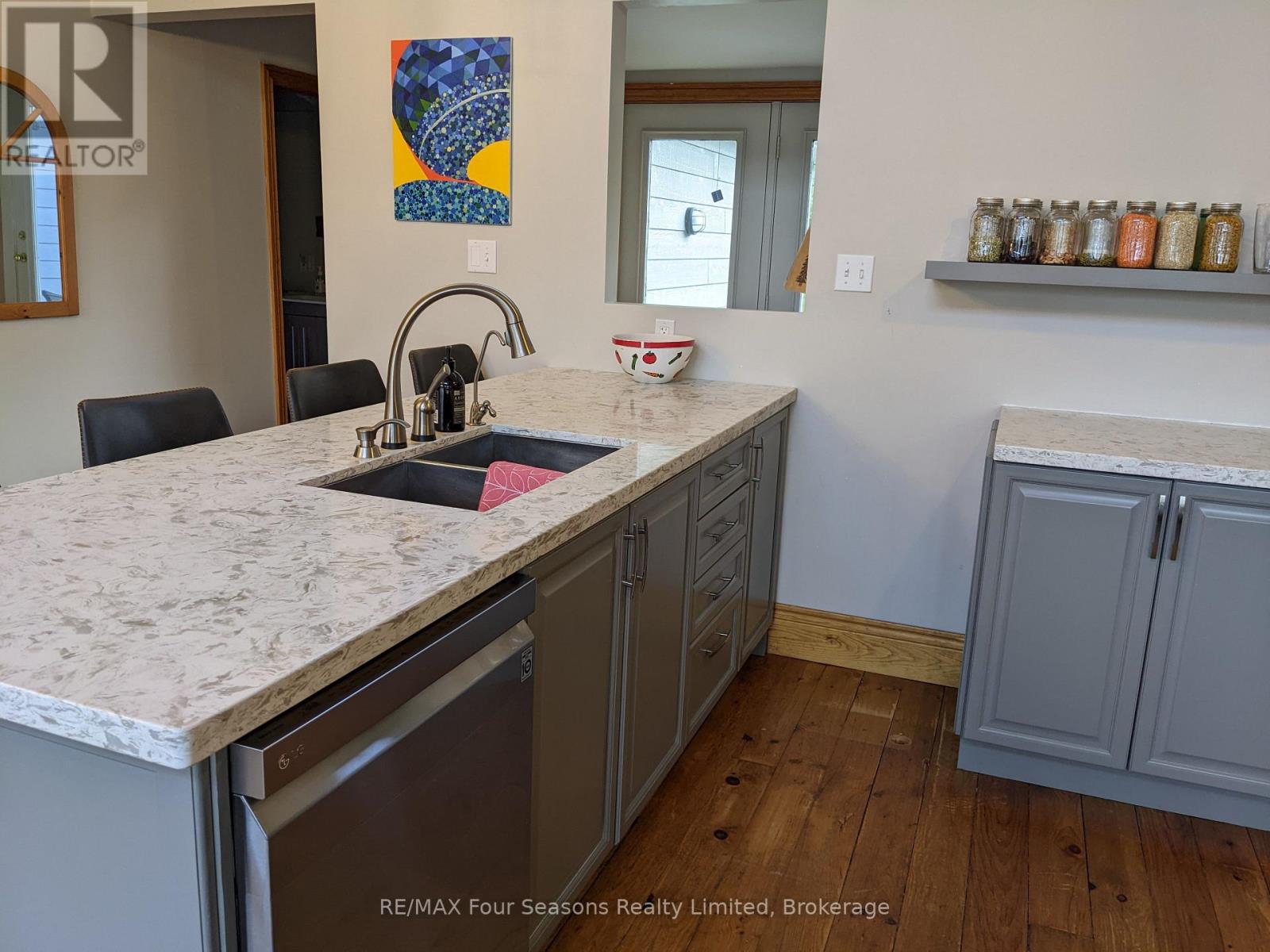 103 ROBERTSON AVENUE, Meaford — photo 5