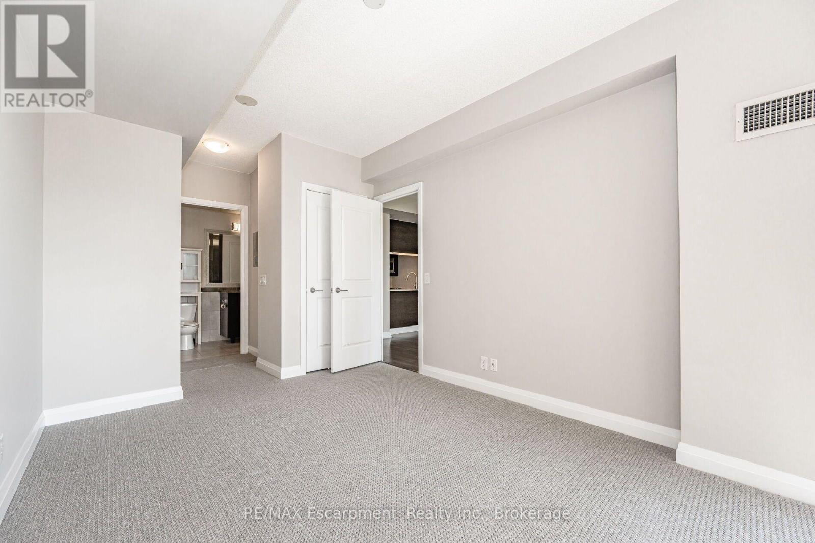1055 Southdown Road — photo 21