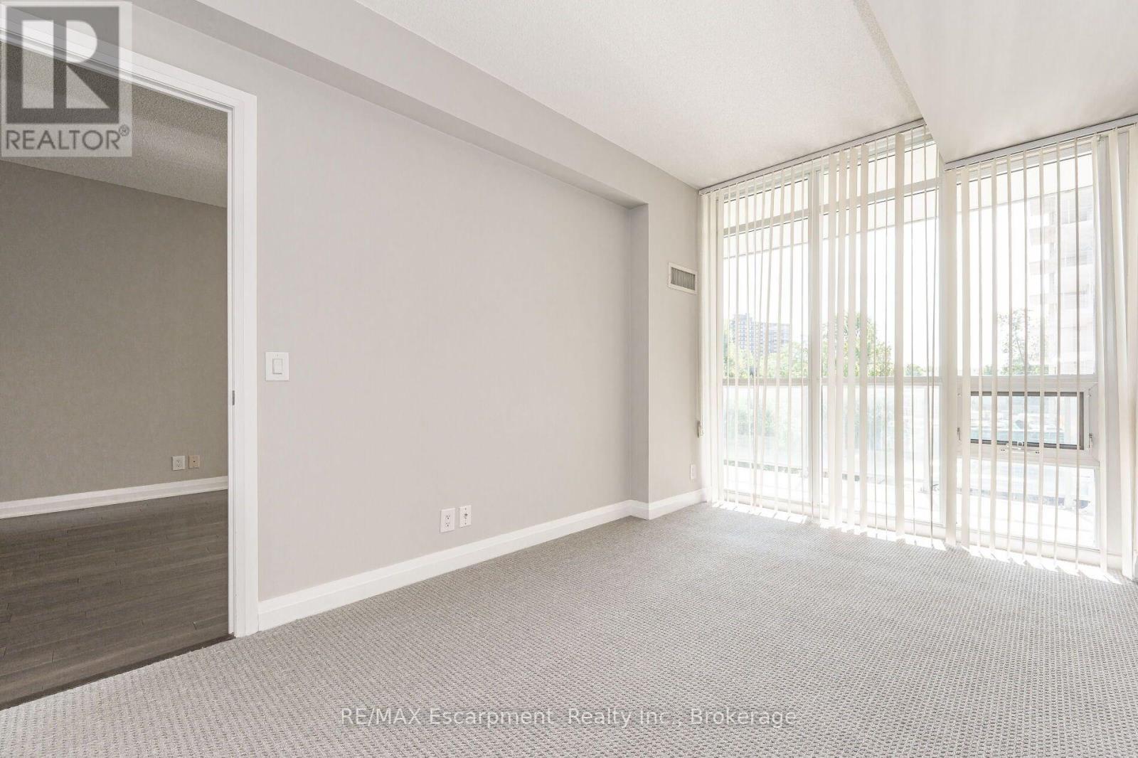 1055 Southdown Road — photo 22