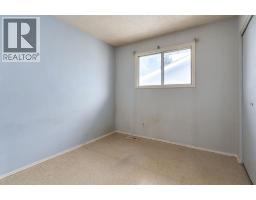 4724 Nipawin Crescent NW - photo 12