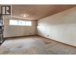 4724 Nipawin Crescent NW - photo 15