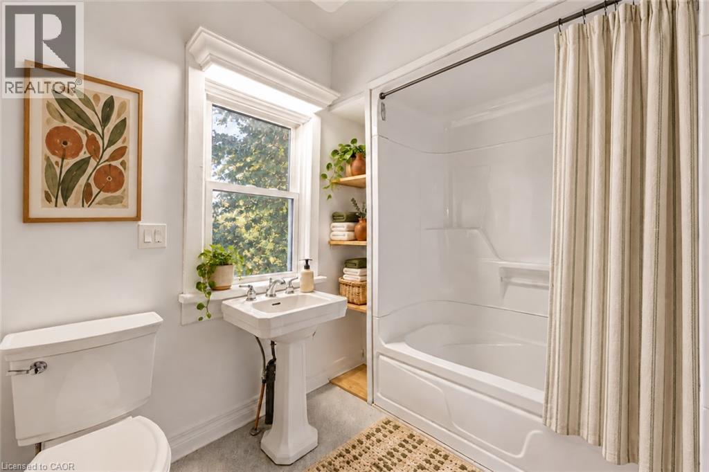8 Tasker Street — photo 12