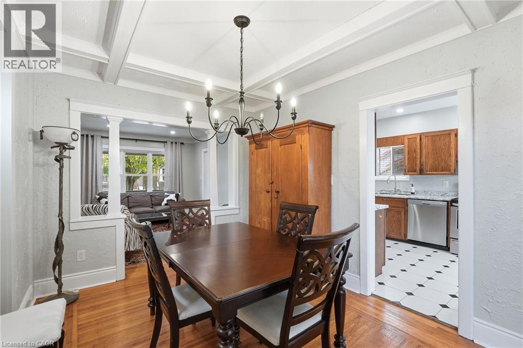 105 Balmoral Avenue North — photo 22