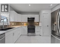 3 1/2 Dundonald Street, St  Catharines, ON L2P2A8 Photo 16
