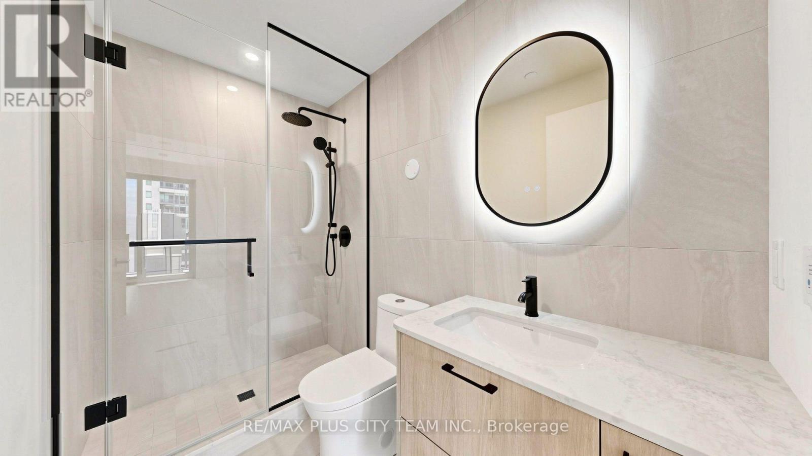 109 Erskine Avenue — photo 14
