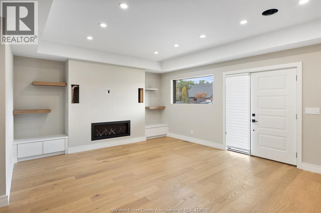 4015 Roseland Drive East — photo 4