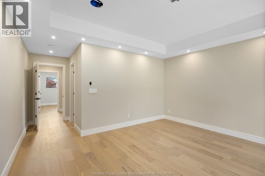4015 Roseland Drive East — photo 12