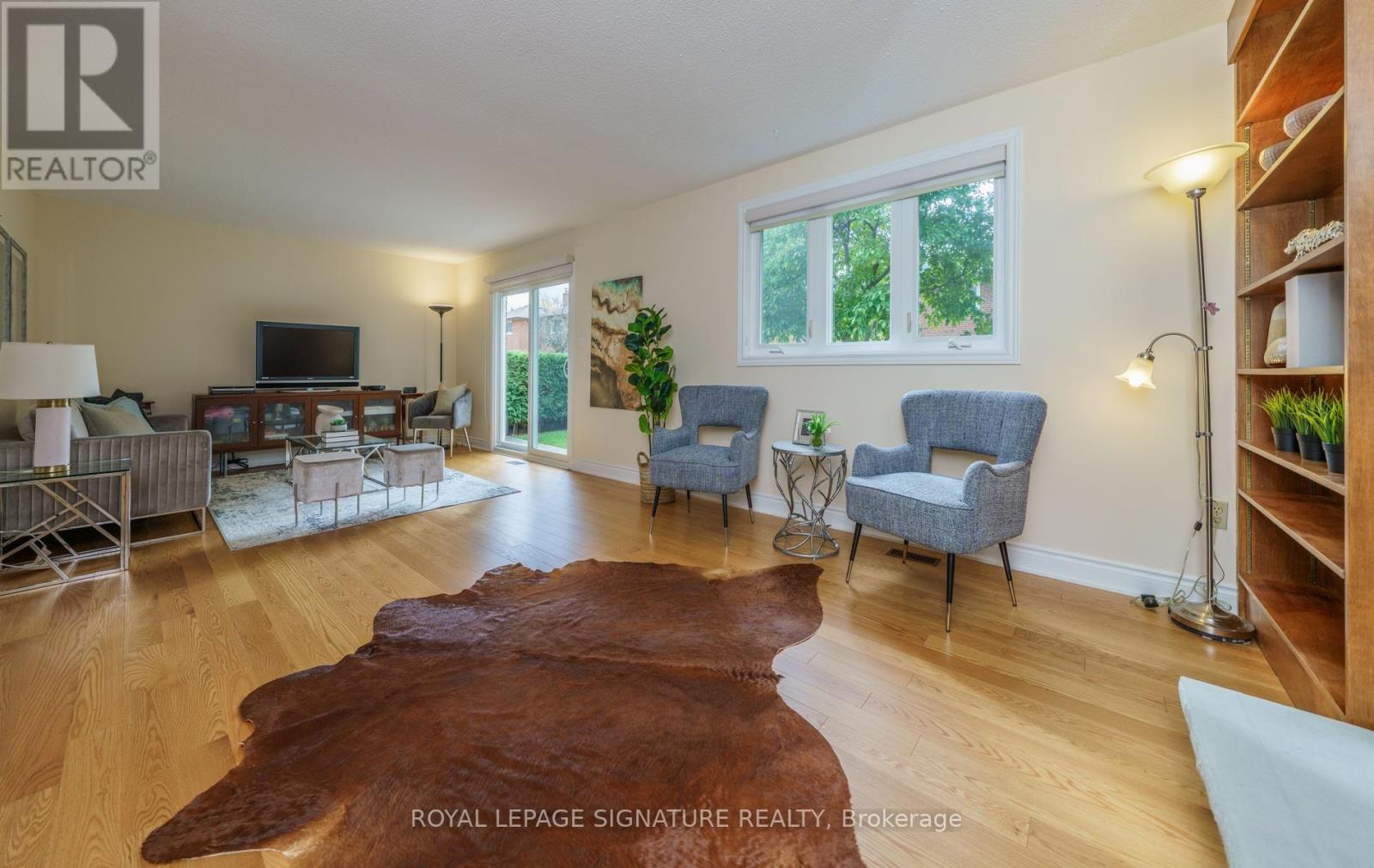 68 Ellenhall Square, Toronto, ON photo 9