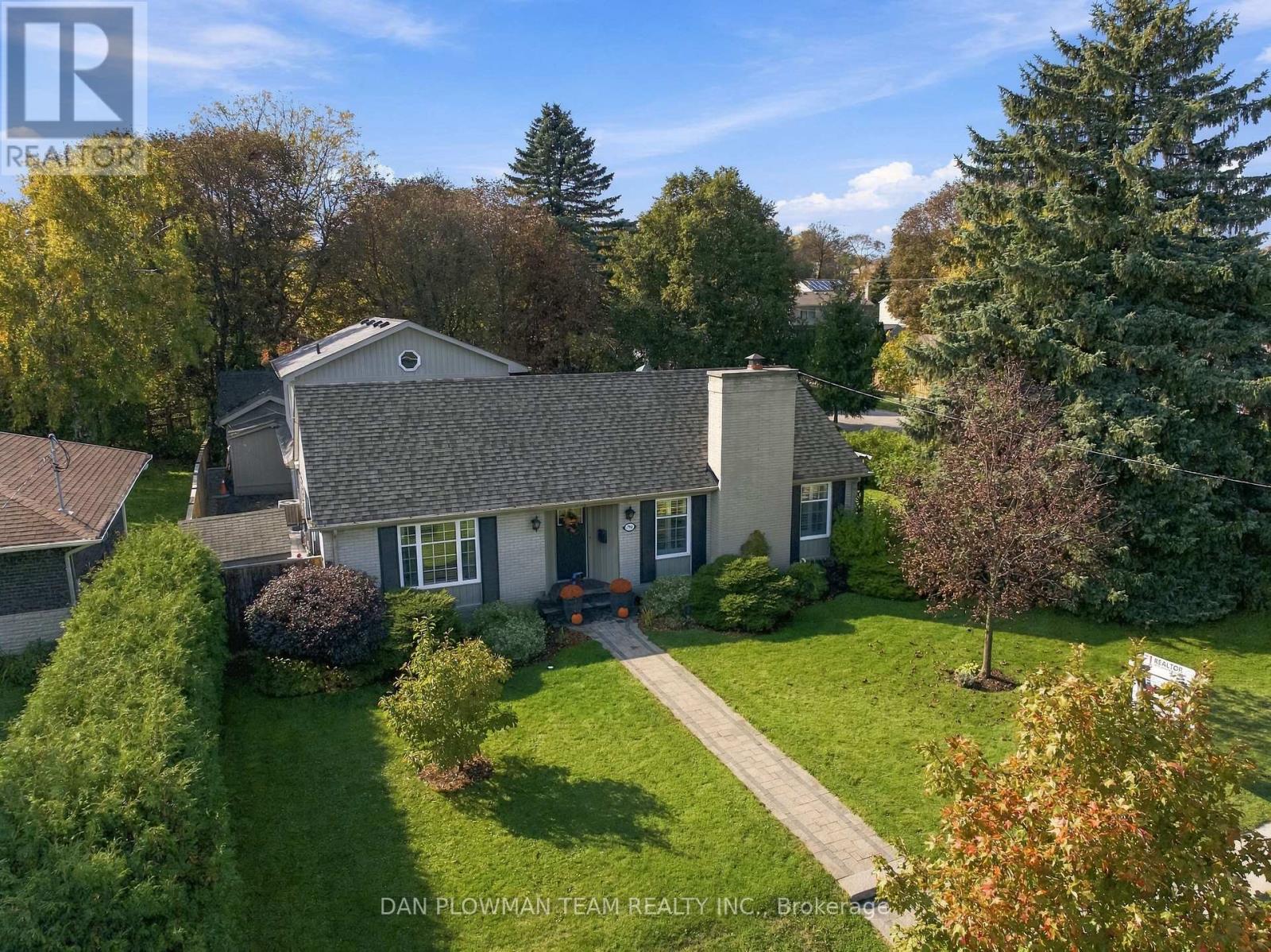 794 Mary Street North, Oshawa, ON