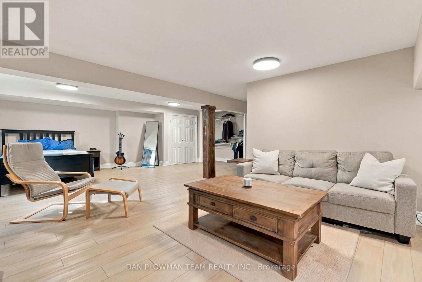 794 Mary Street North, Oshawa, ON photo 38