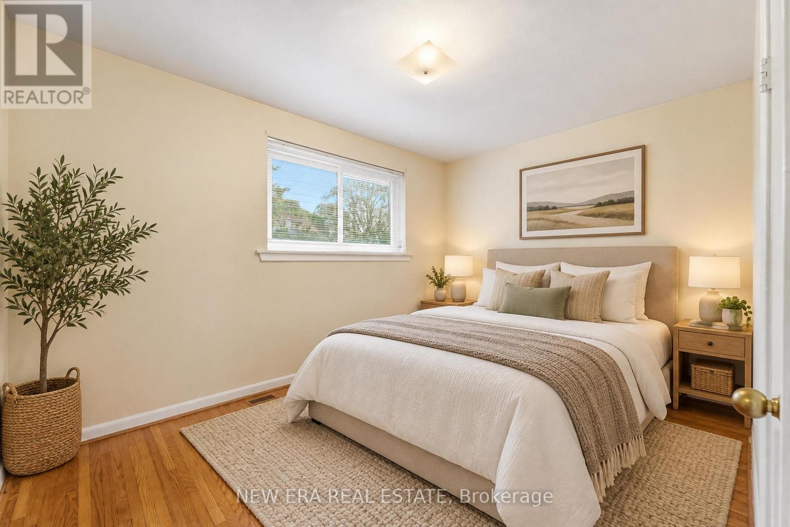 15 Marlena Drive, Toronto, ON photo 9