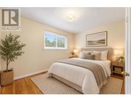 Living room - 15 Marlena Drive, Toronto, ON M1E2Y9 Photo 9