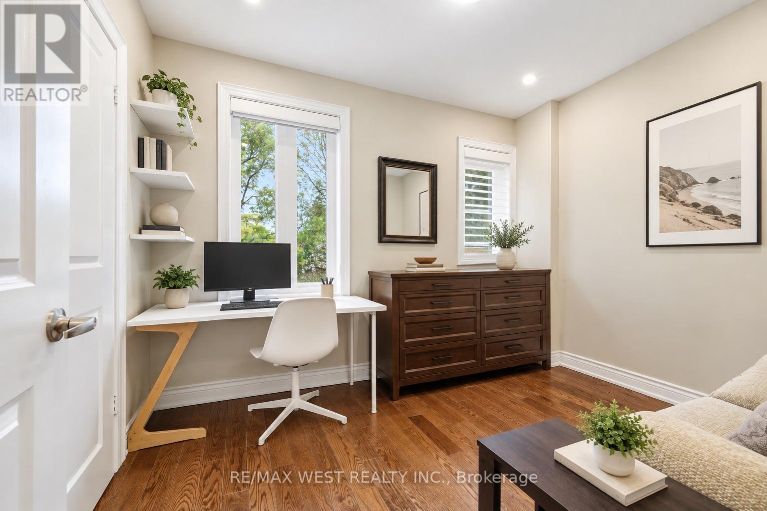 149 Chisholm Avenue, Toronto, ON photo 10