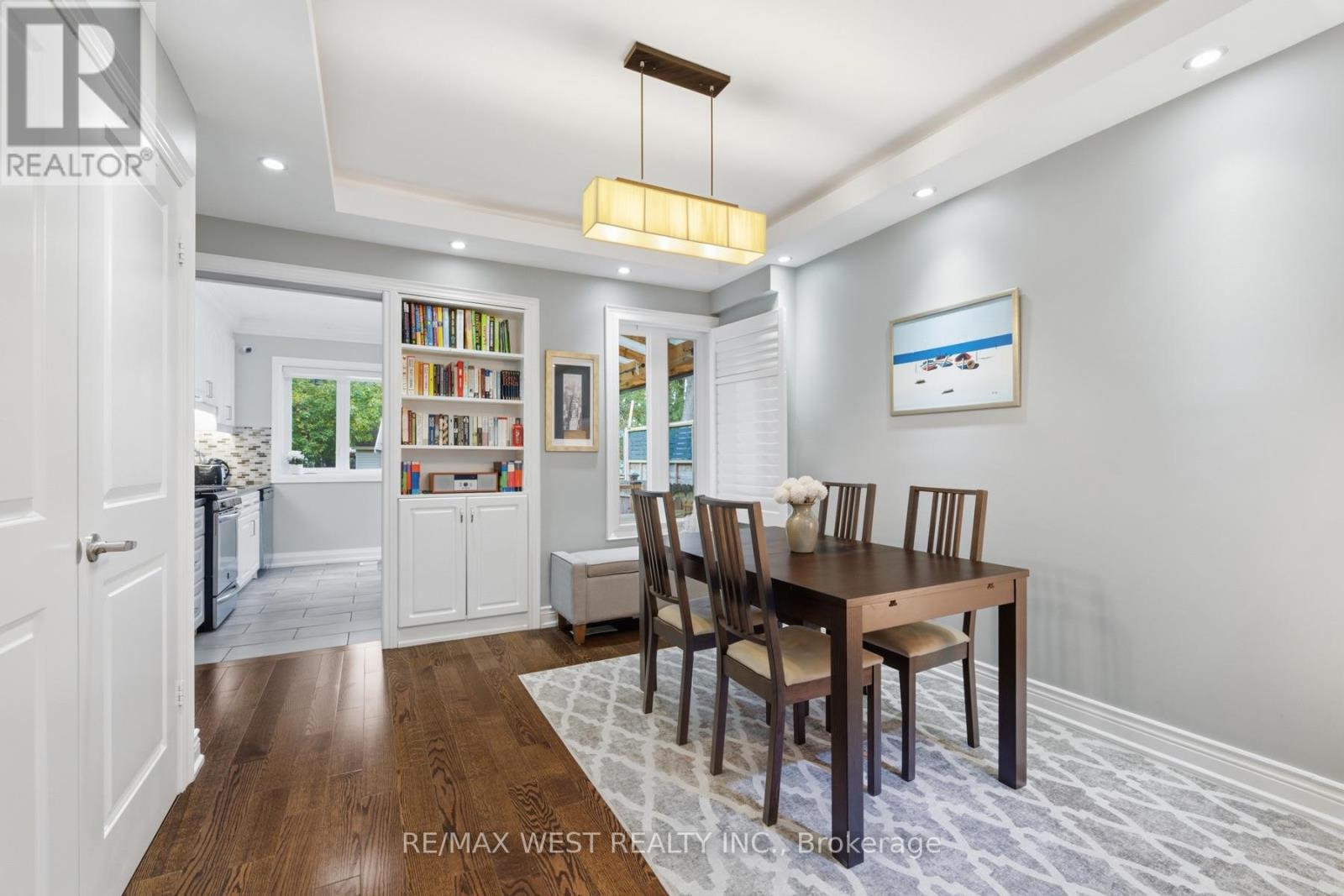 149 Chisholm Avenue, Toronto, ON photo 5