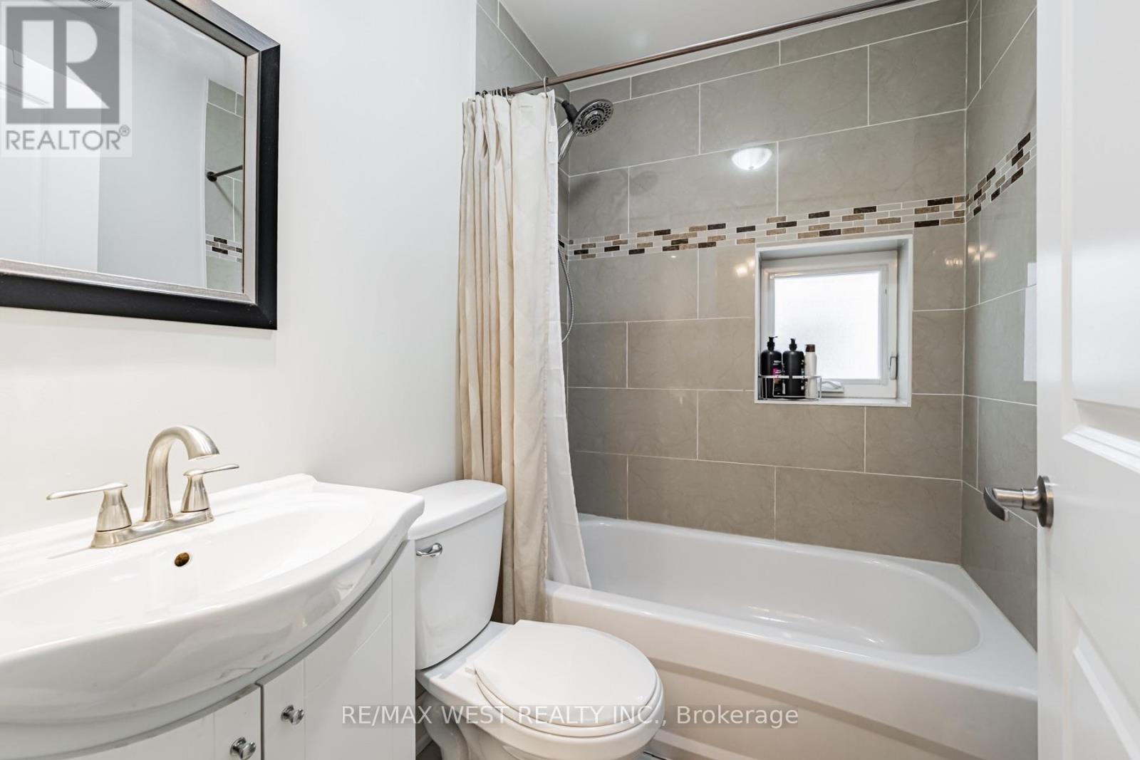 149 CHISHOLM AVENUE - 9