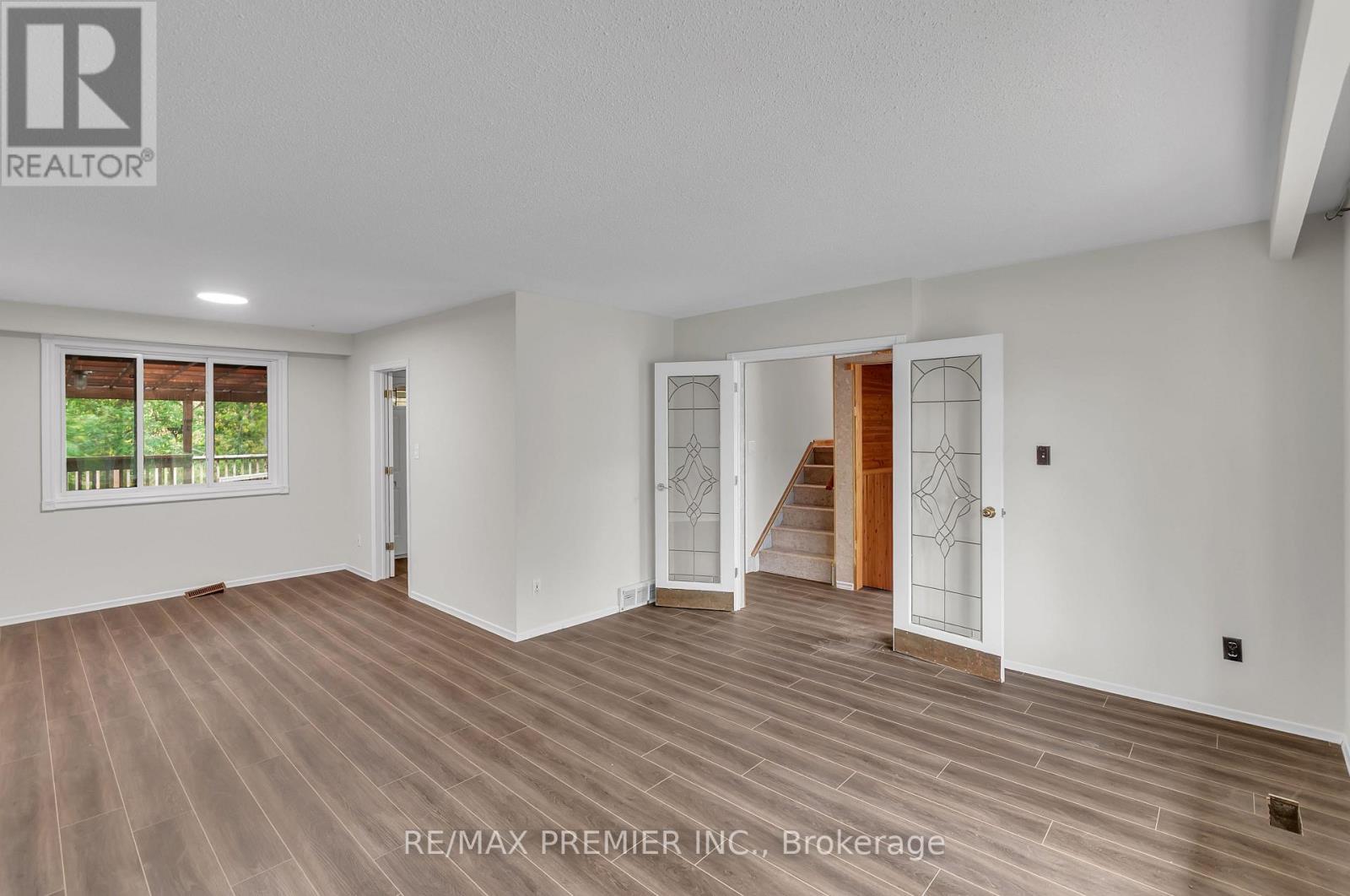 509 Arnhem Drive, Oshawa, ON photo 10