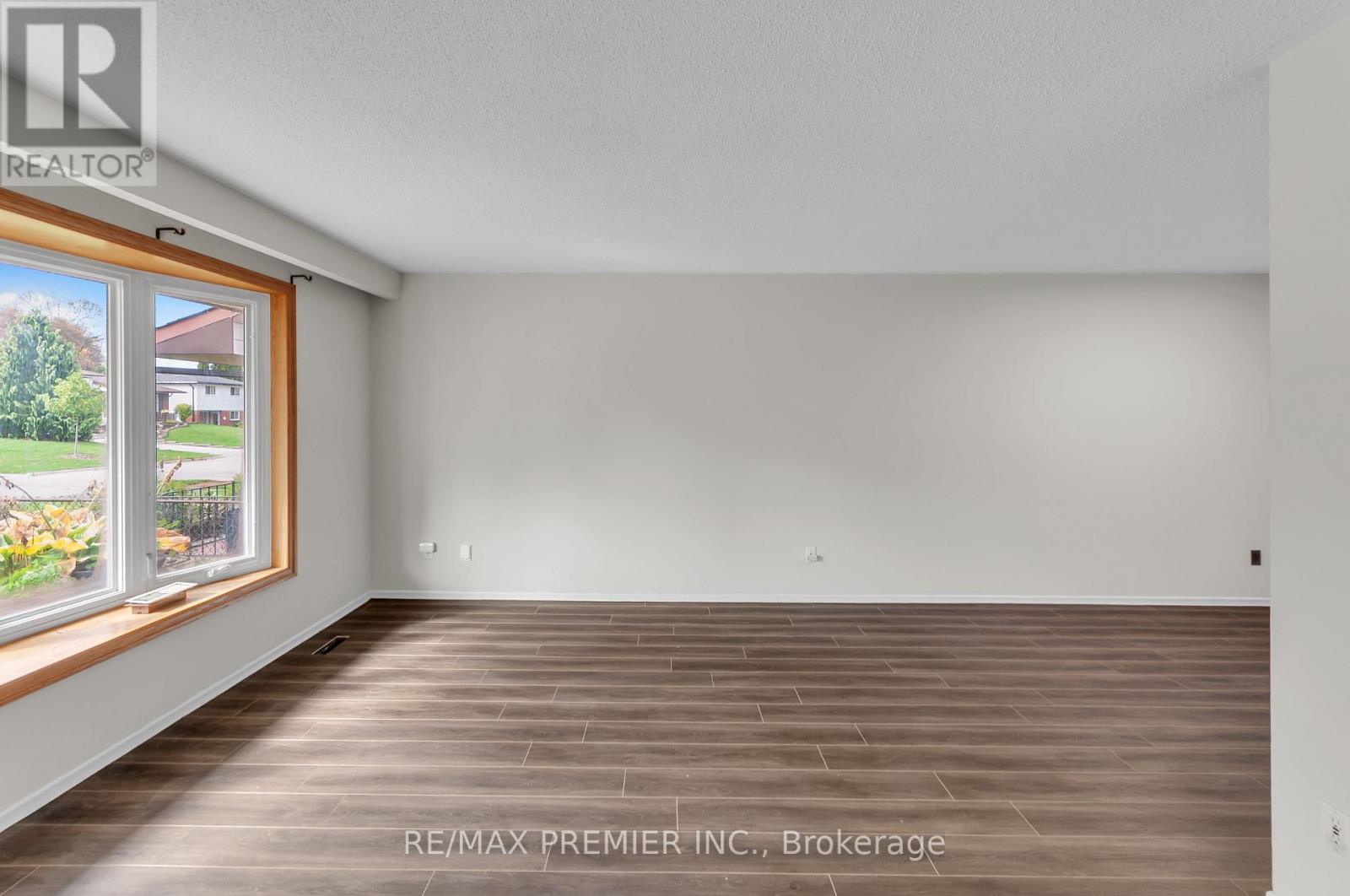509 Arnhem Drive, Oshawa, ON photo 12