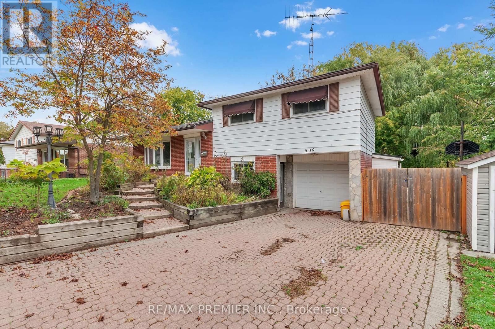 509 Arnhem Drive, Oshawa, ON photo 3