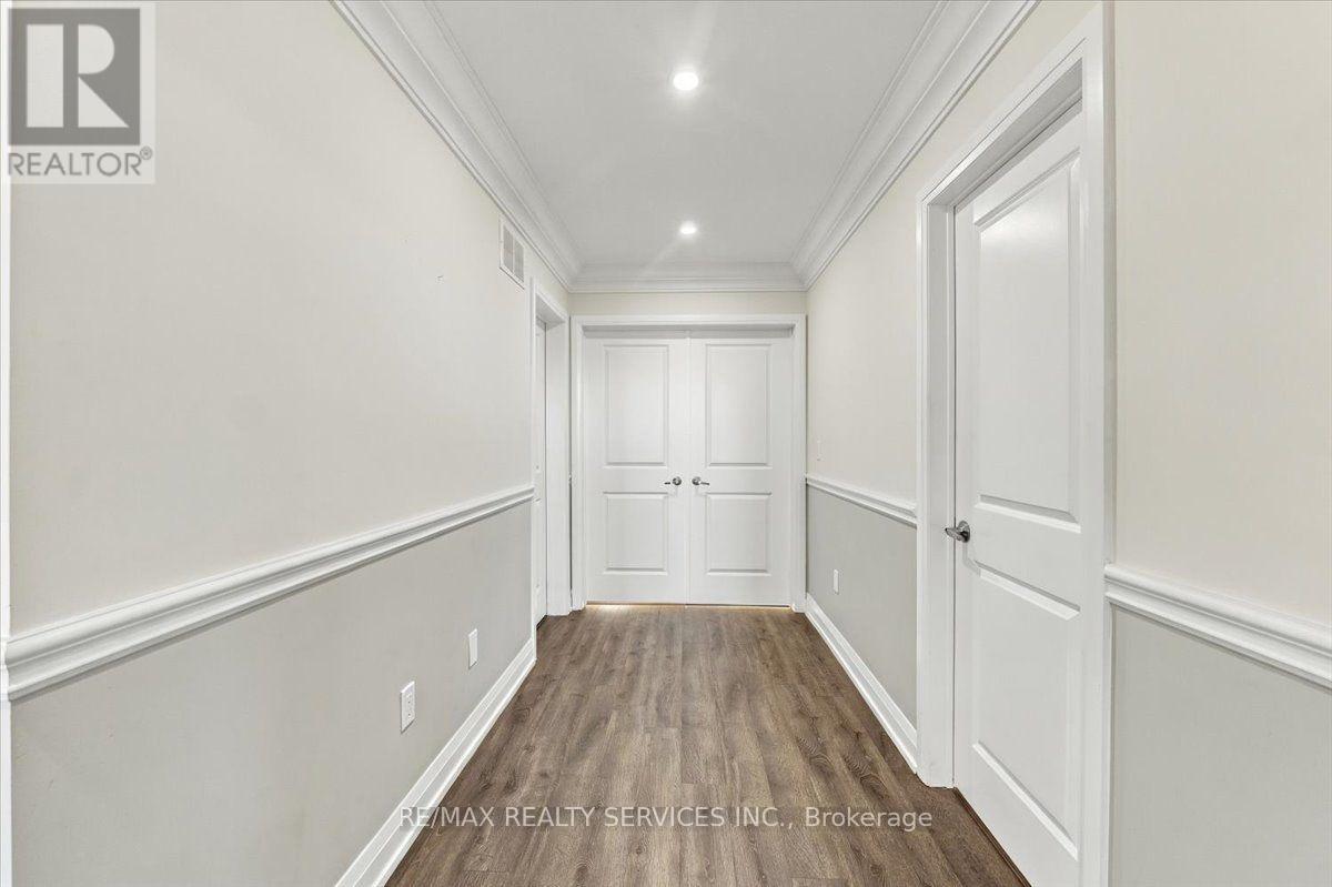 108 FRANK KELLY DRIVE - 27