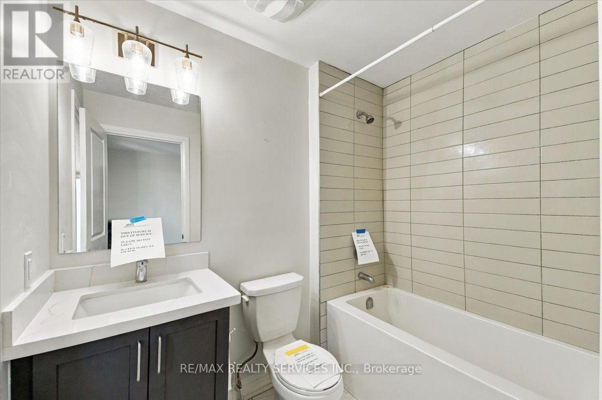 108 FRANK KELLY DRIVE - 34