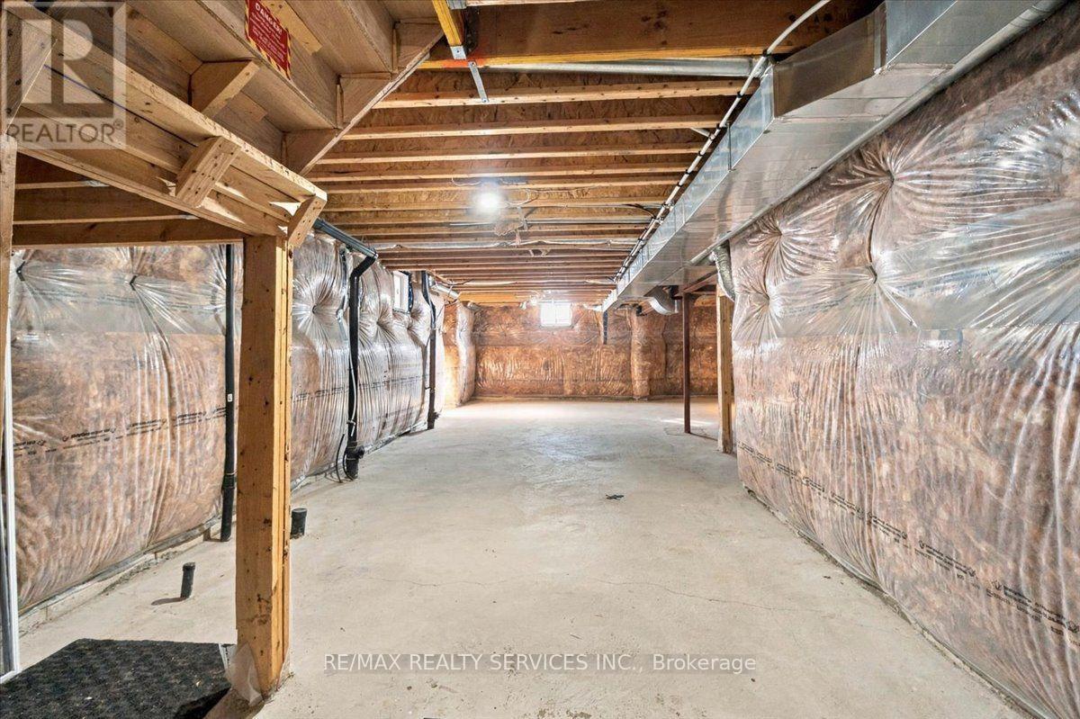 108 FRANK KELLY DRIVE - 38