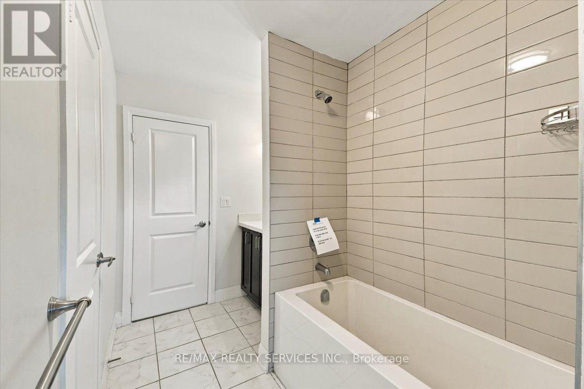 108 FRANK KELLY DRIVE - 35