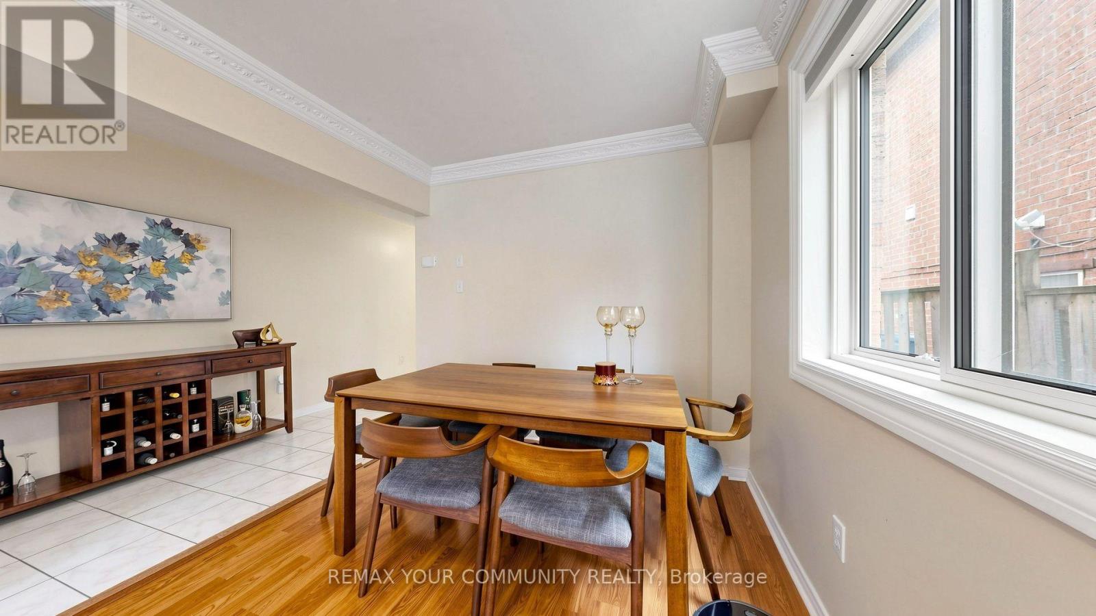79 RED RIVER CRESCENT, Newmarket (Woodland Hill) — photo 8