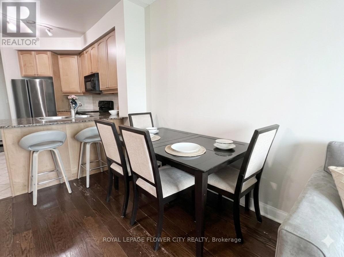 90 Absolute Avenue — photo 3