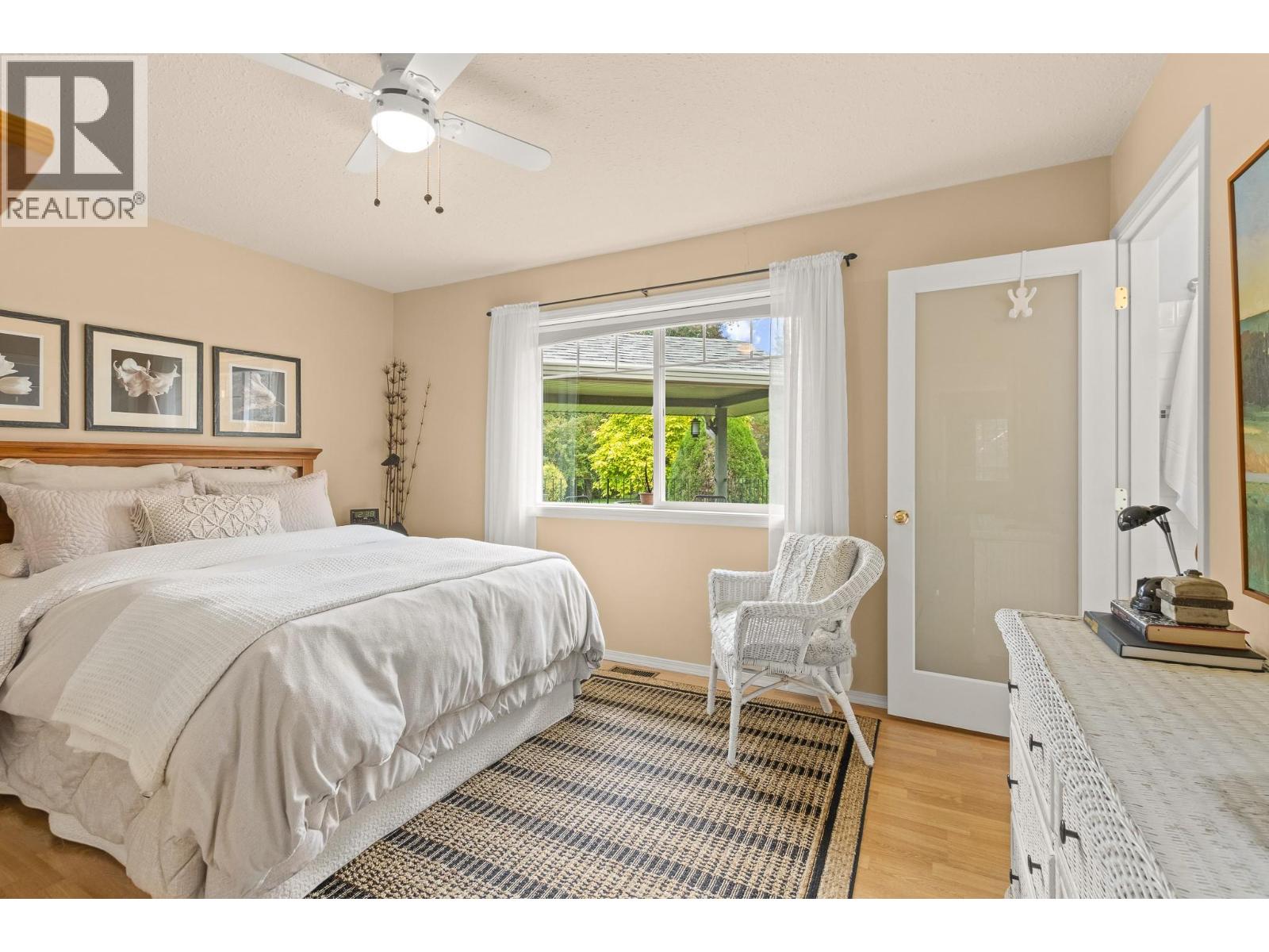 7200 54 Street NE - 25