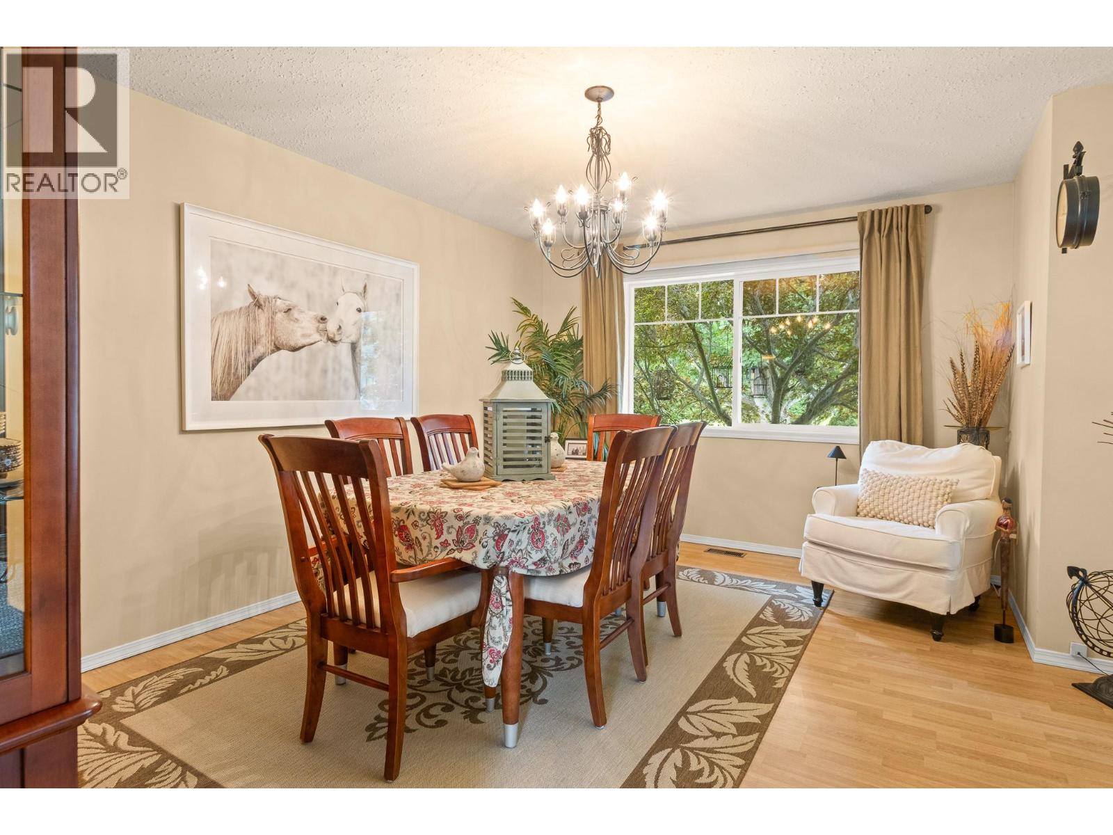 7200 54 Street NE - 13