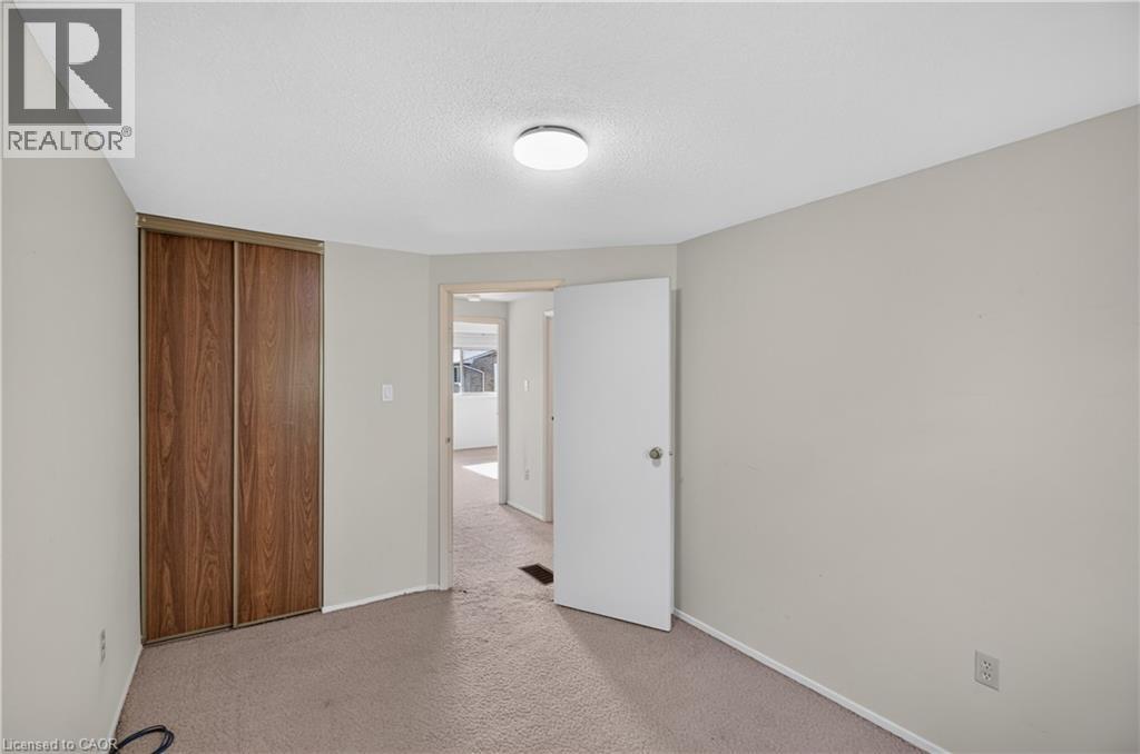 1556 Lancaster Drive — photo 24