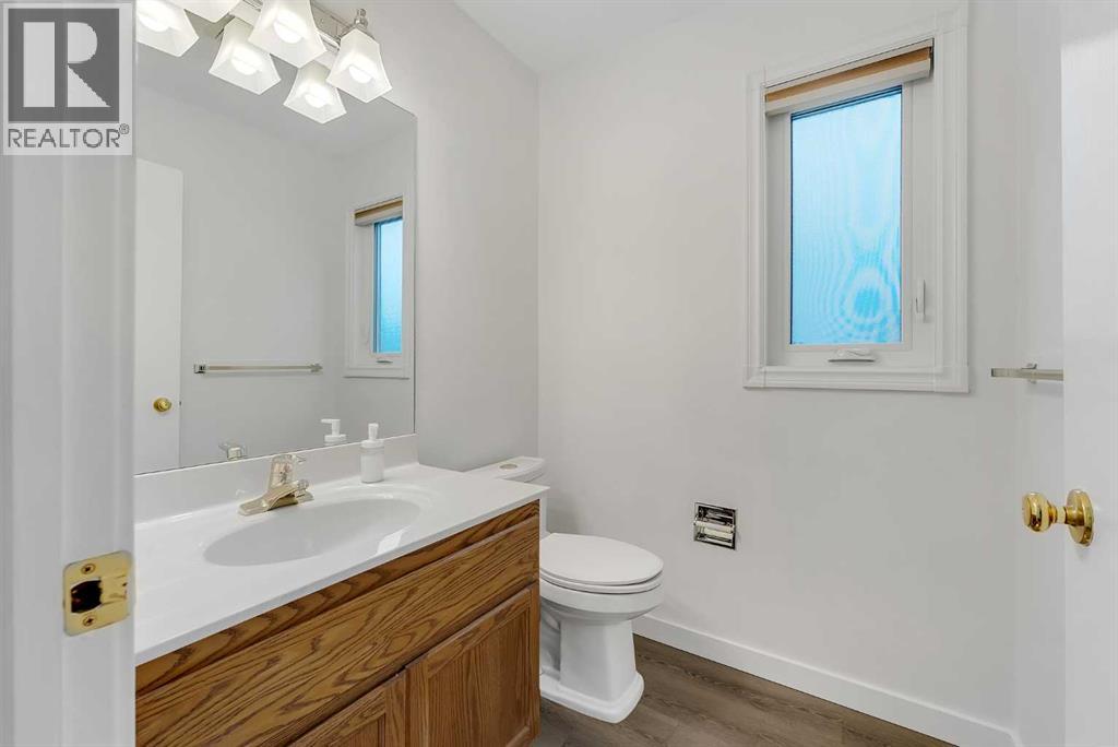 225 Riverwood Close SE - photo 20