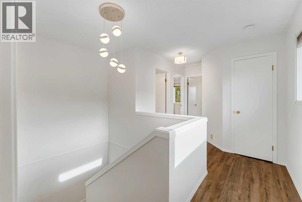 225 Riverwood Close SE - photo 21