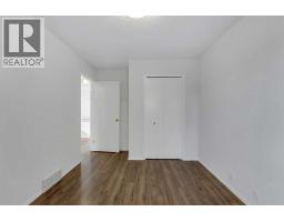 225 Riverwood Close SE - photo 29