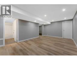 225 Riverwood Close SE - photo 37