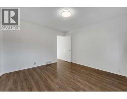 225 Riverwood Close SE - photo 23
