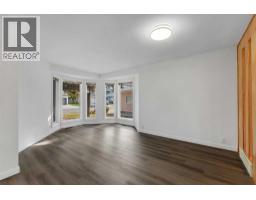 225 Riverwood Close SE - photo 5