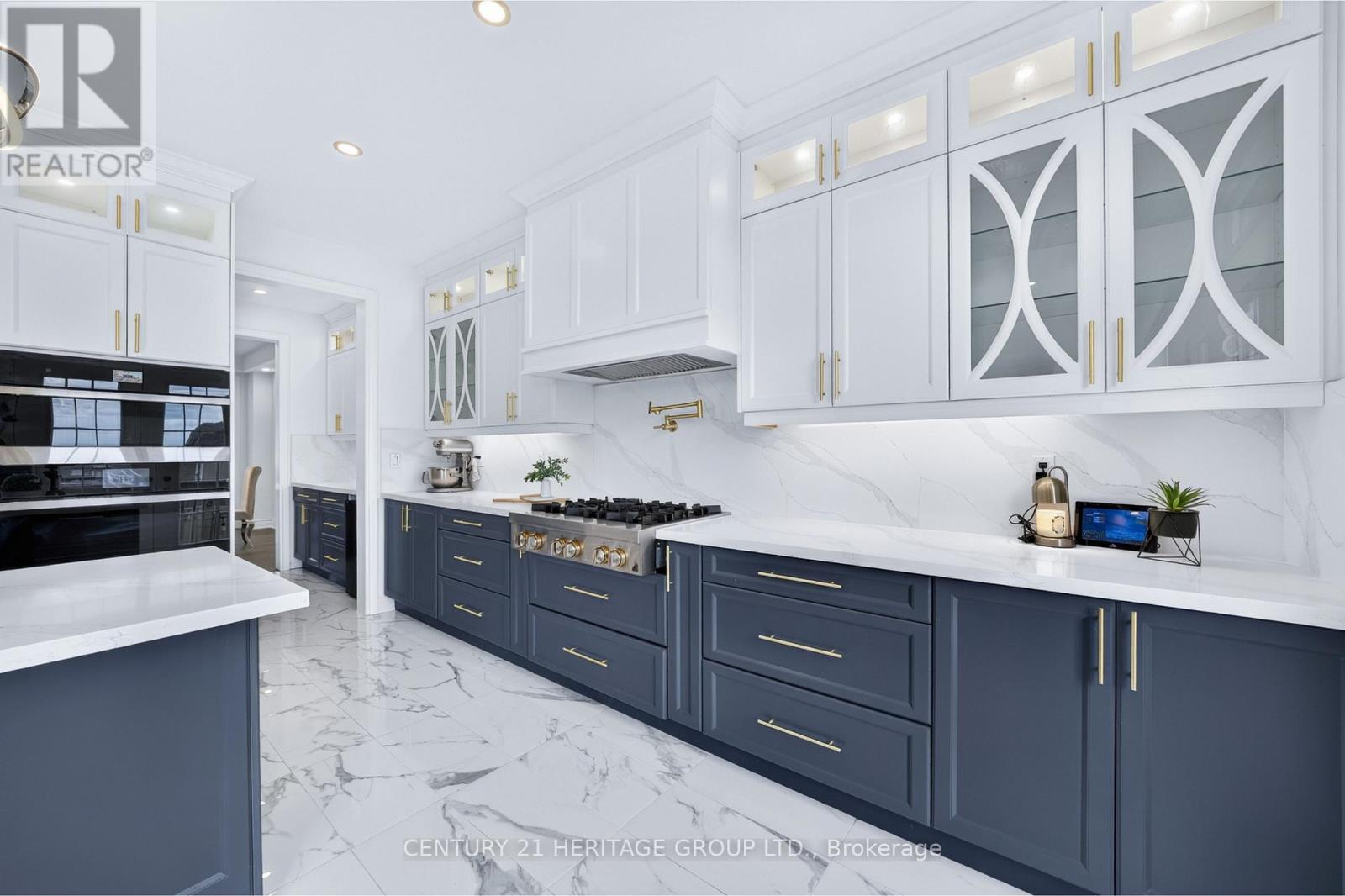 282 Reg Harrison Trail, Newmarket, ON photo 17