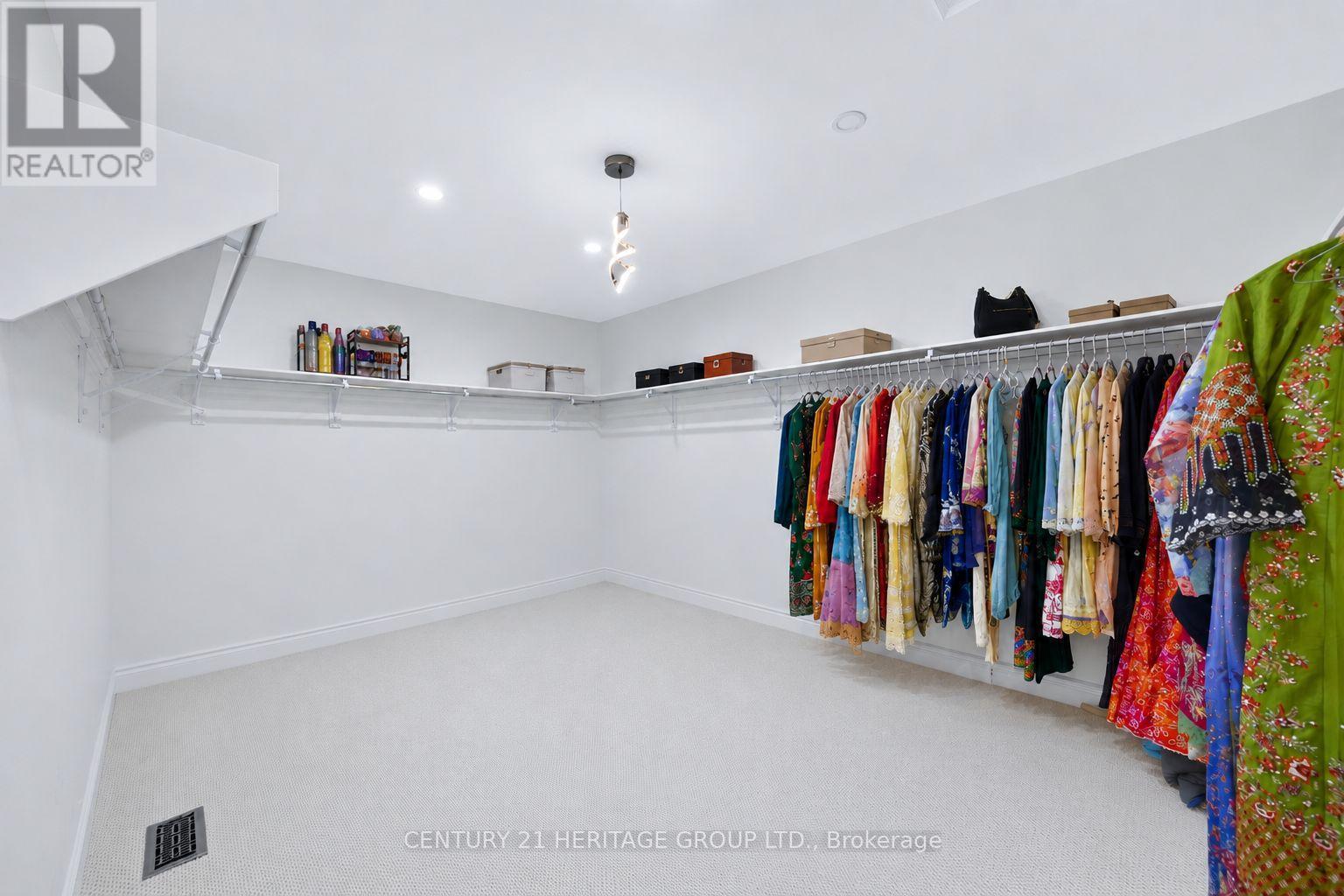 282 Reg Harrison Trail, Newmarket, ON photo 28