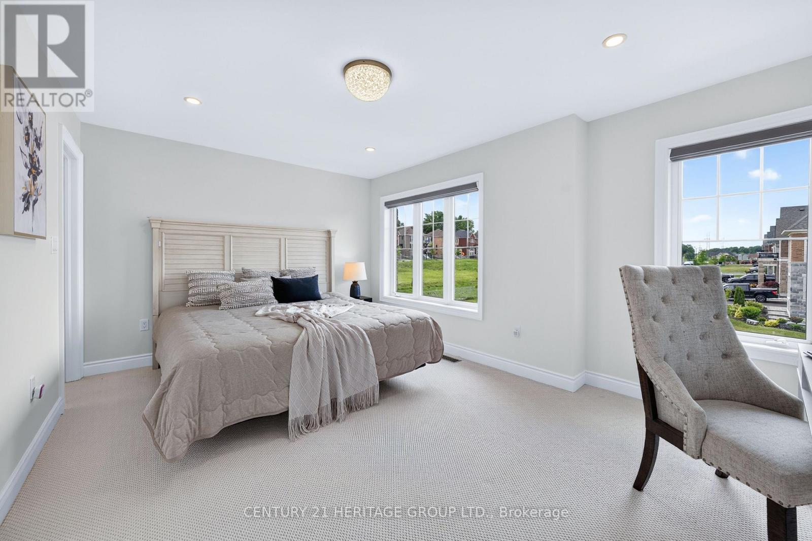 282 Reg Harrison Trail, Newmarket, ON photo 31